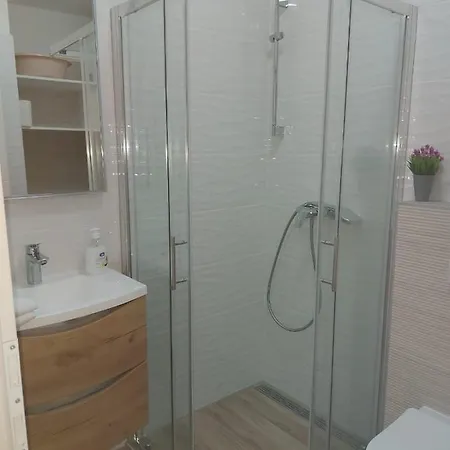 Bella Apartment Split